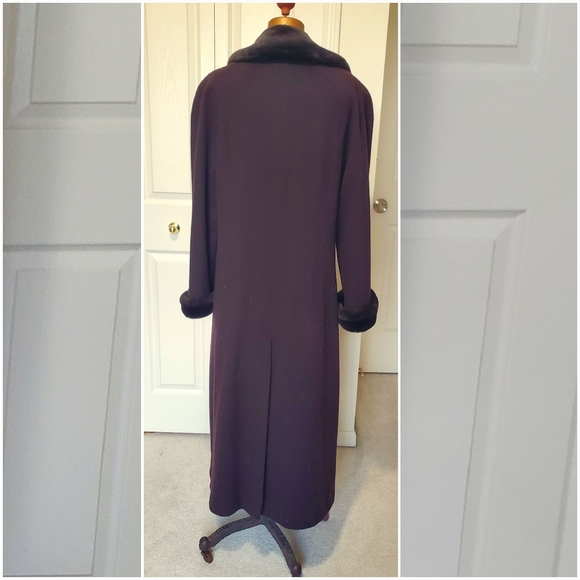 Perry Ellis Wool brown coat, faux fur collar, size 12 - Picture 2 of 8